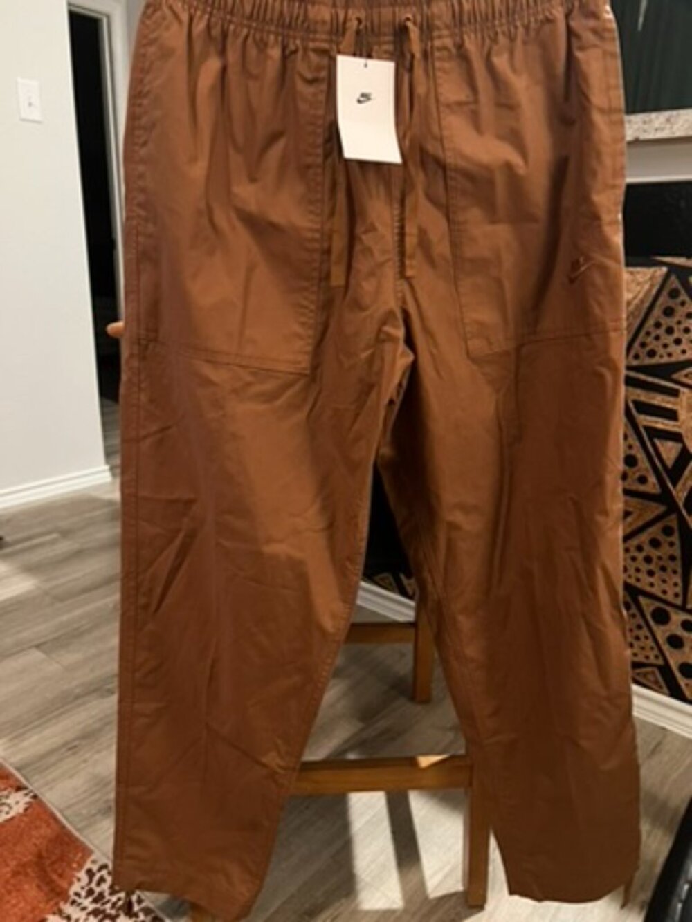 NWT Nike Women's Brown Woven Relaxed Fit Pants